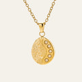 shoreline necklace