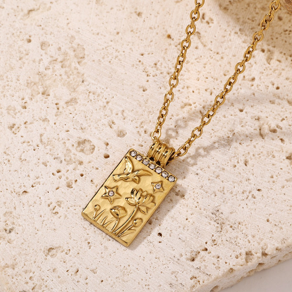 Coming Soon: Days Eye Necklace 2.0 - Gold