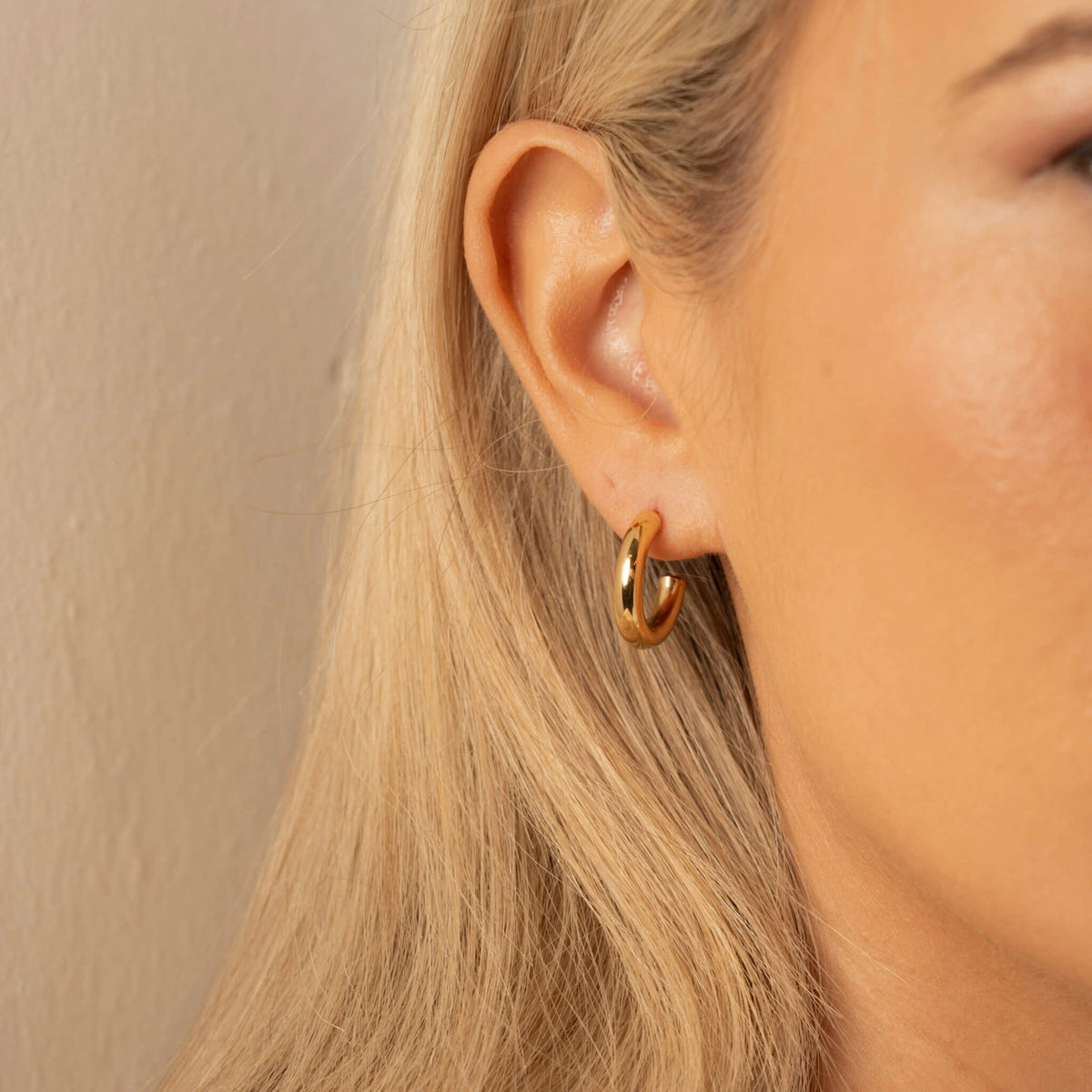 Essence Hoops - Small