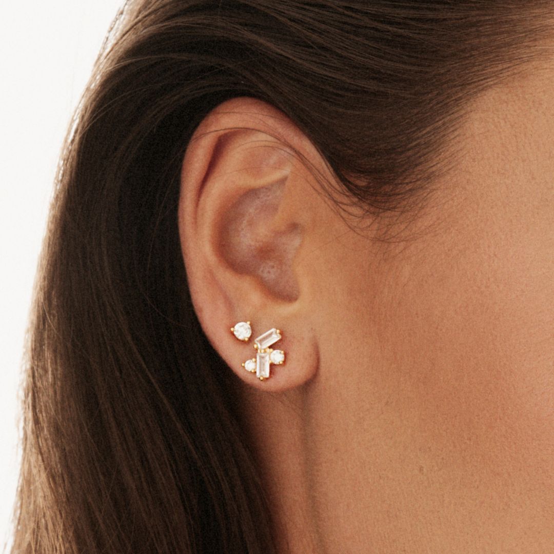 Pearl Sun Shining Days Studs